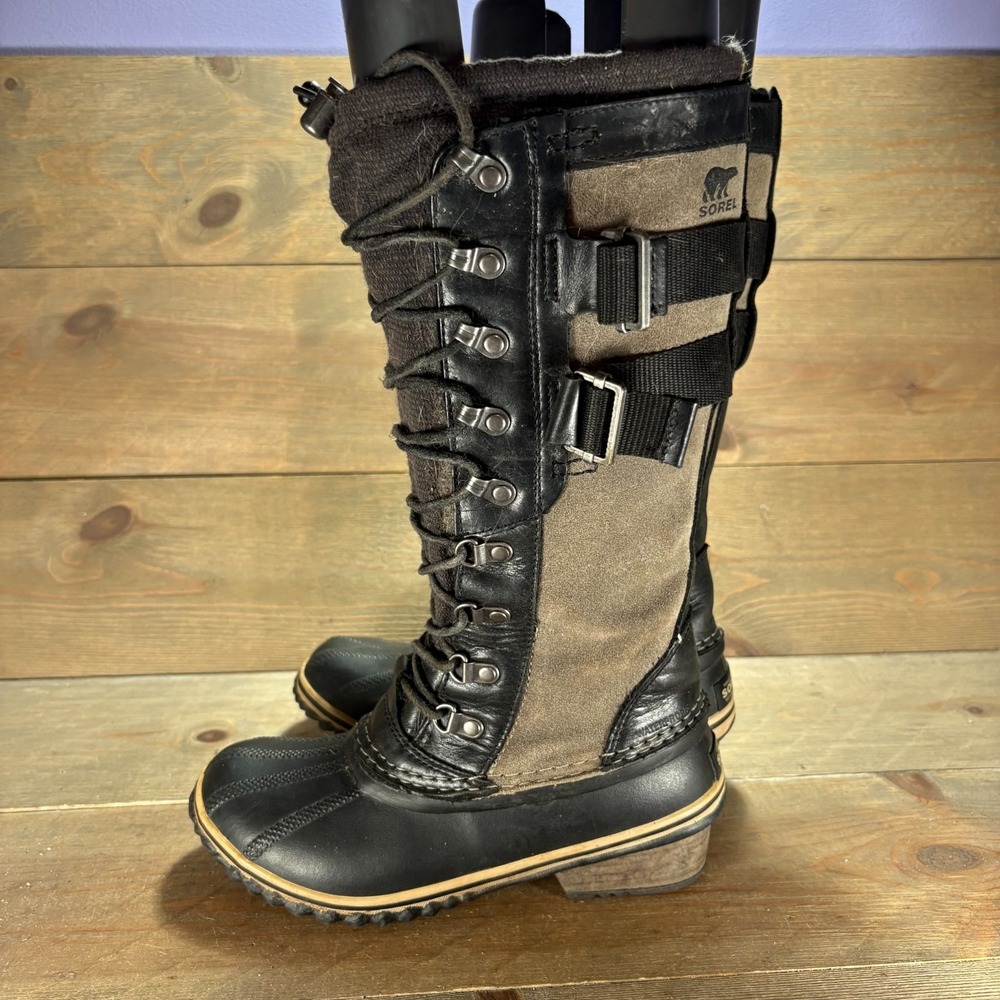Sorel Conquest Carly Womens size 6 shoes Black waterproof Leather snow boots